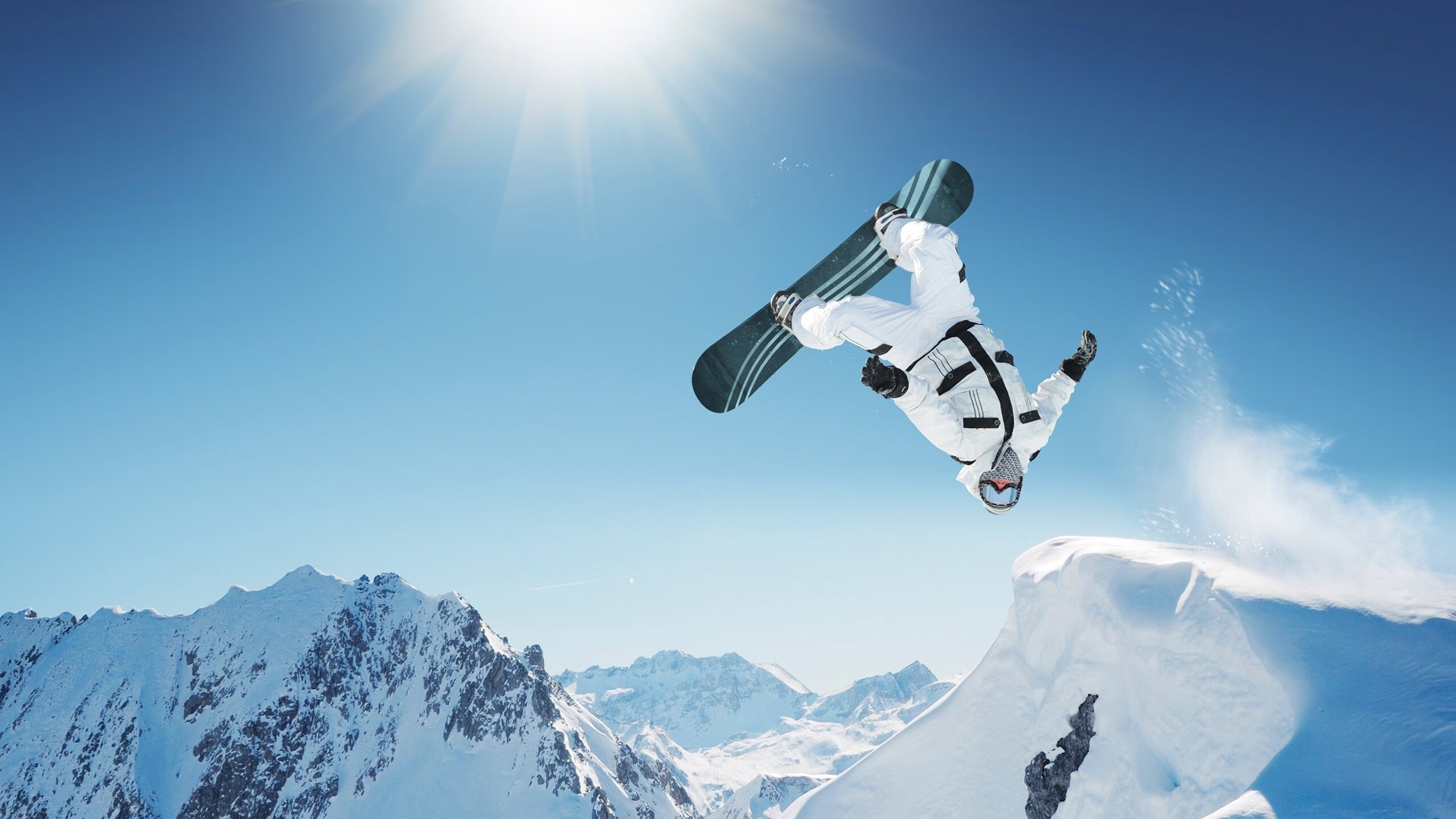 开云官网APP下载-“生死瞬间：赛场上的救援与奇迹”，生死瞬间视频